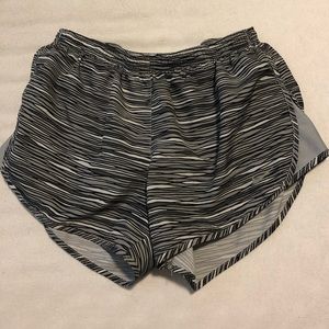nike shorts with back zipper